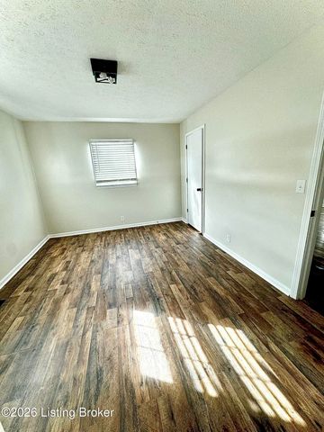 216 Hill St, Bardstown, KY 40004