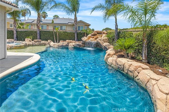 2360 Jean Marie, Corona, CA 92882