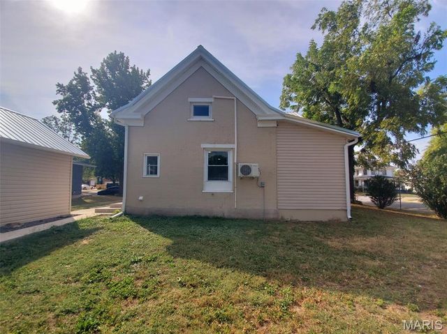 222 W Jefferson Street, Palmyra, MO 63461