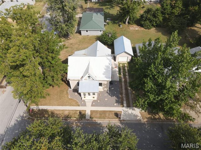 222 W Jefferson Street, Palmyra, MO 63461