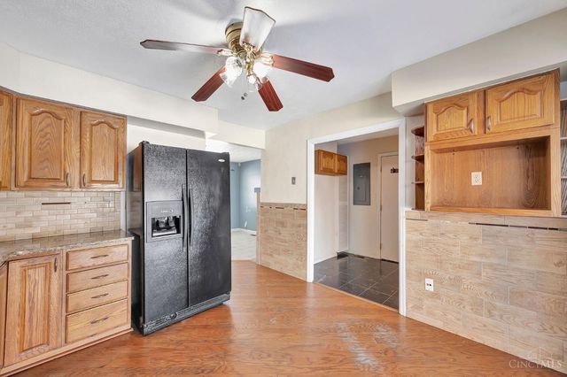 2480 Merriway Lane, Colerain Twp, OH 45231