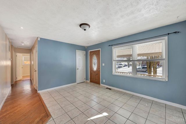 2480 Merriway Lane, Colerain Twp, OH 45231