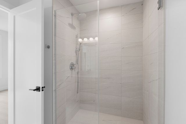 904 W Dakin Street 401, Chicago, IL 60613