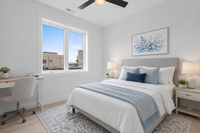 904 W Dakin Street 401, Chicago, IL 60613