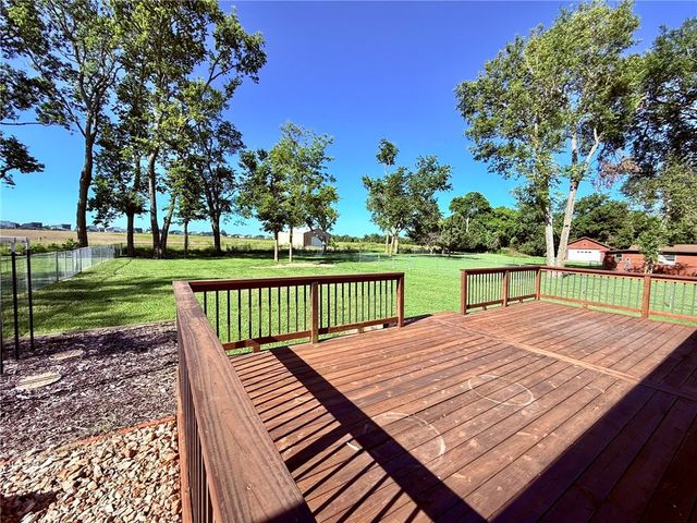 1904 Mayflower Road, Bentonville, AR 72713