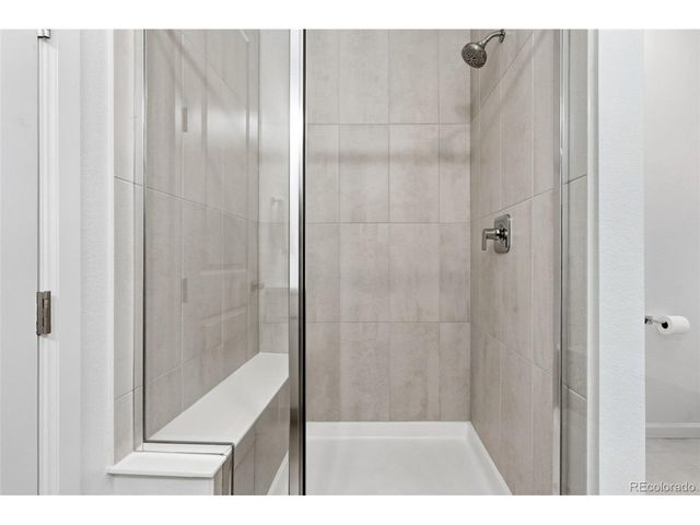 8283 S Queen St, Littleton, CO 80127