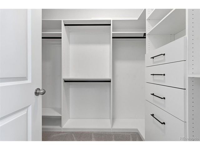 8283 S Queen St, Littleton, CO 80127