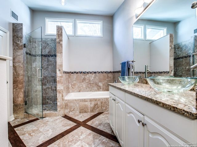 526 E Nottingham, San Antonio, TX 78209