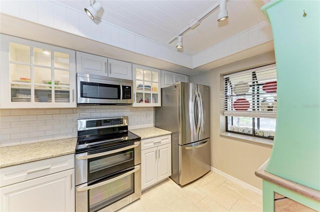 4412 SPICEWOOD DRIVE E, Bradenton, FL 34208