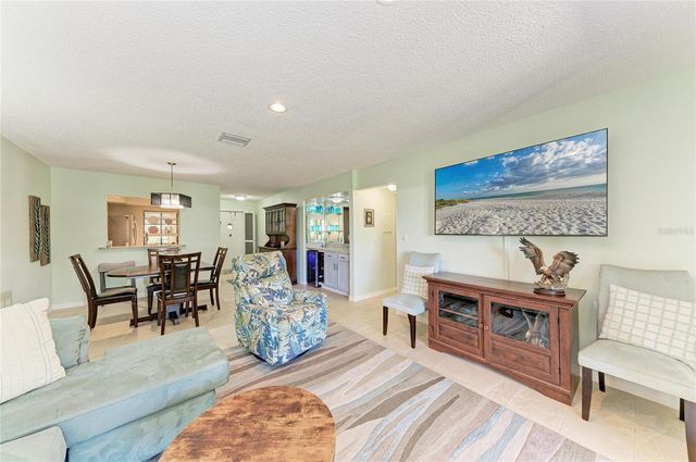 4412 SPICEWOOD DRIVE E, Bradenton, FL 34208