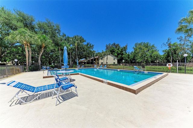 4412 SPICEWOOD DRIVE E, Bradenton, FL 34208