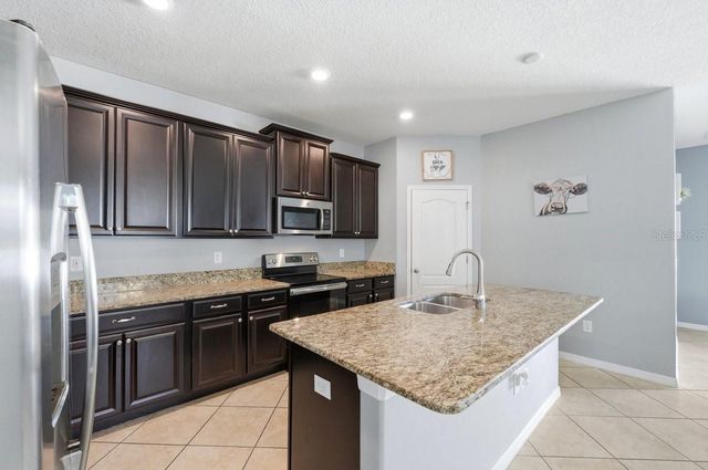 10910 WHITTNEY CHASE DRIVE, Riverview, FL 33579