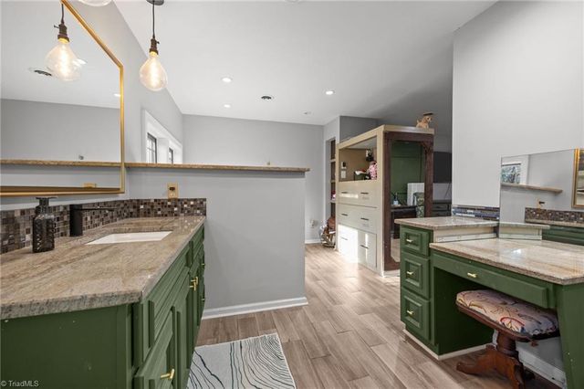 301 Beck Forest Lane, Thomasville, NC 27360