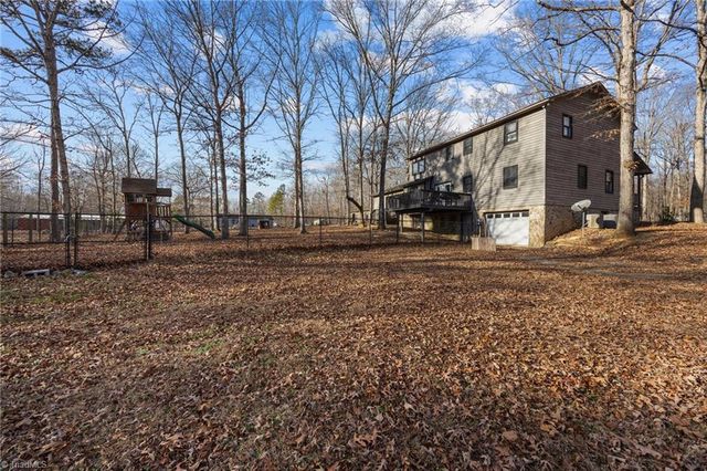 301 Beck Forest Lane, Thomasville, NC 27360