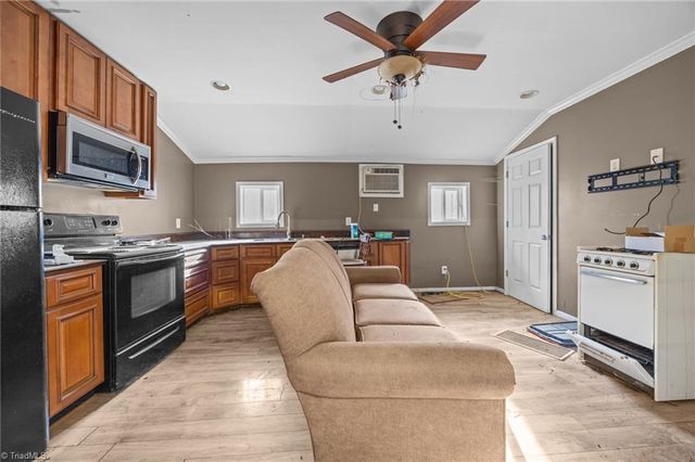 301 Beck Forest Lane, Thomasville, NC 27360