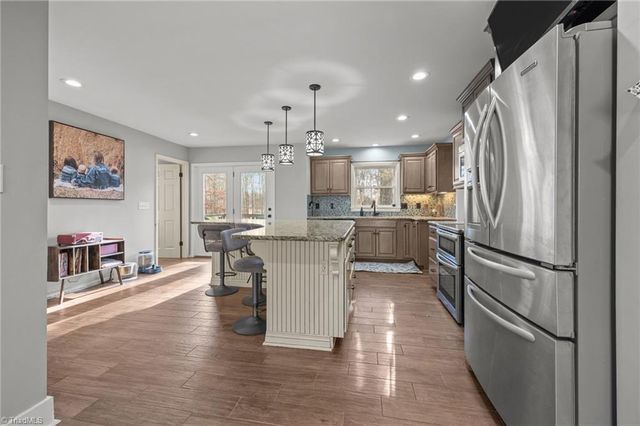 301 Beck Forest Lane, Thomasville, NC 27360