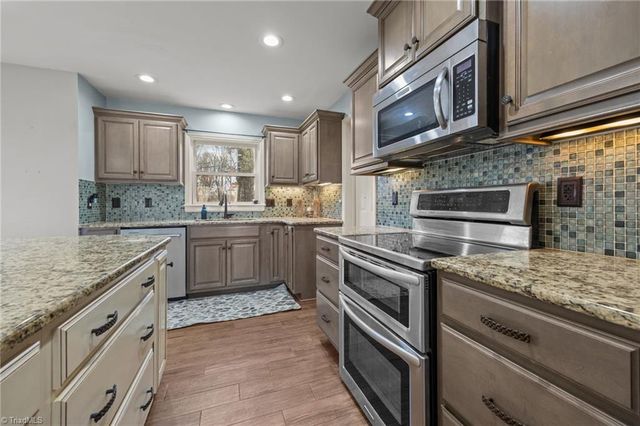 301 Beck Forest Lane, Thomasville, NC 27360