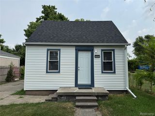 12415 Vernon Avenue, Warren, MI 48089