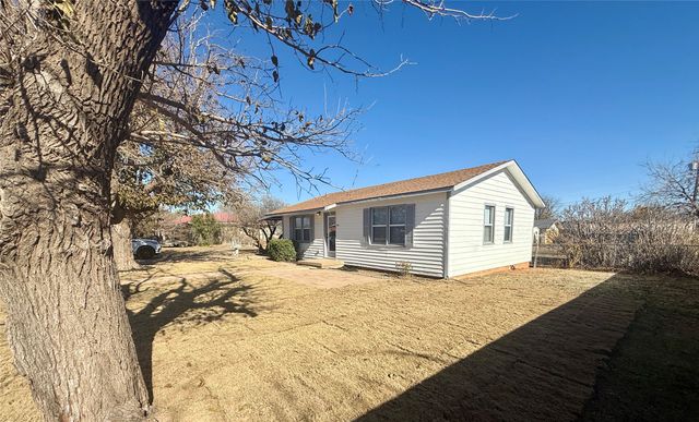 1541 Mccarty Street, Aspermont, TX 79502
