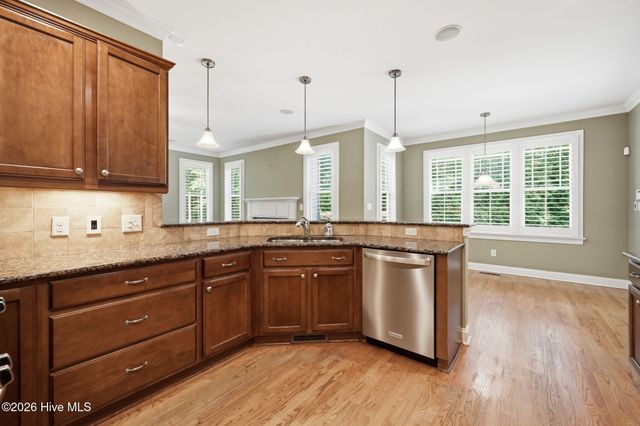 3952 Colony Woods Drive, Greenville, NC 27834