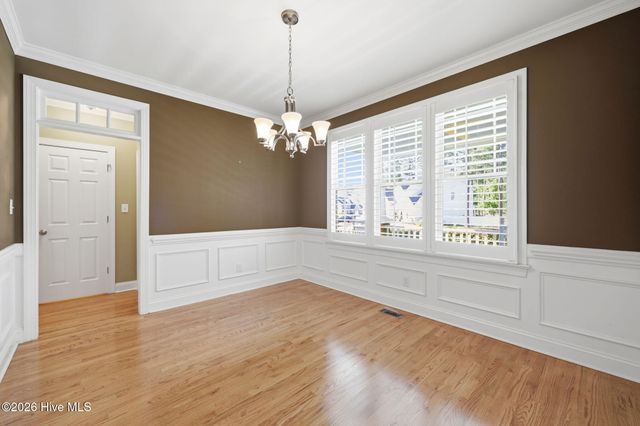 3952 Colony Woods Drive, Greenville, NC 27834