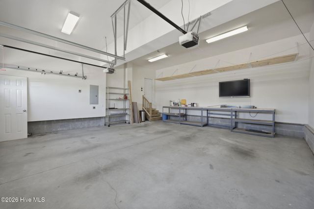 3952 Colony Woods Drive, Greenville, NC 27834