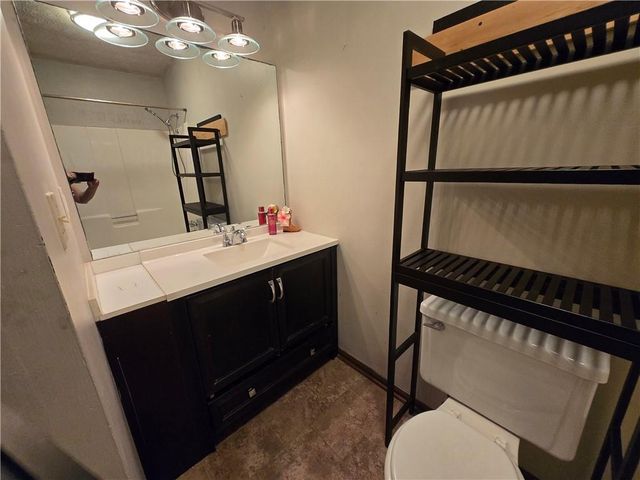 2982 Hillwood Drive, Lawrenceville, GA 30044