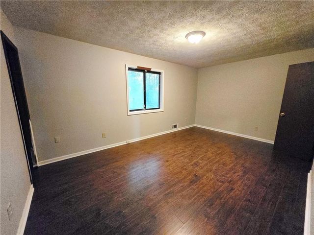 2982 Hillwood Drive, Lawrenceville, GA 30044
