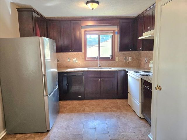 2982 Hillwood Drive, Lawrenceville, GA 30044