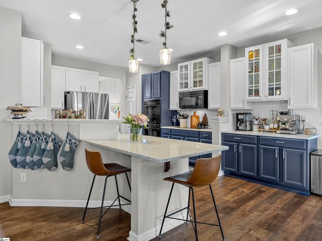 135 Castleton Circle, Boiling Springs, SC 29316