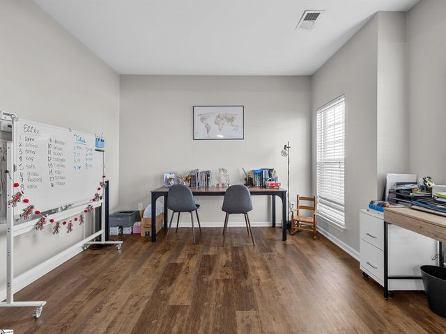 135 Castleton Circle, Boiling Springs, SC 29316