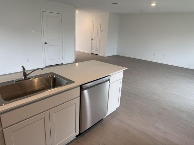 5614 Shelford Birch Drive, Conroe, TX 77303