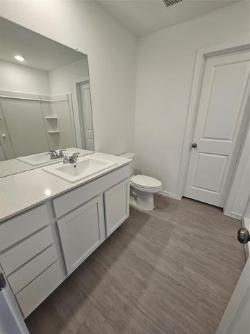 5614 Shelford Birch Drive, Conroe, TX 77303