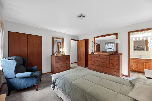 6 FERRO, Sewell, NJ 08080