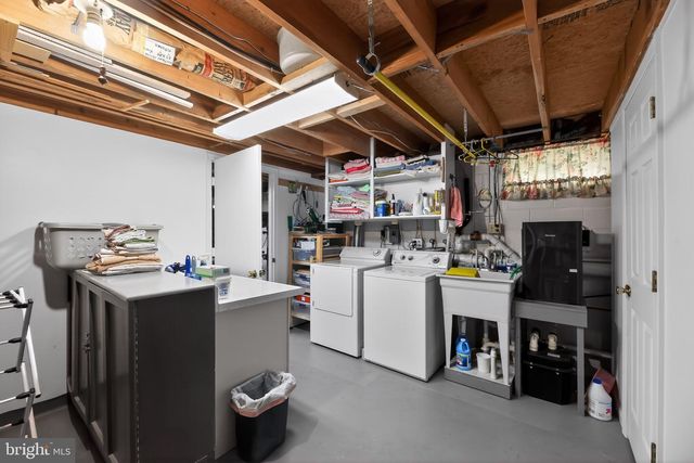 6 FERRO, Sewell, NJ 08080