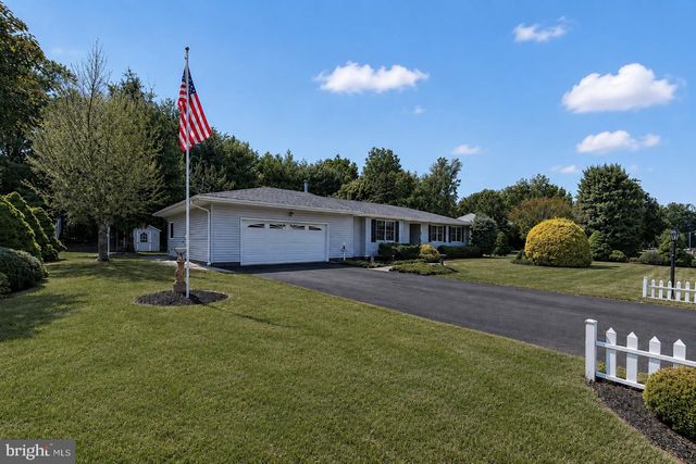 6 FERRO, Sewell, NJ 08080