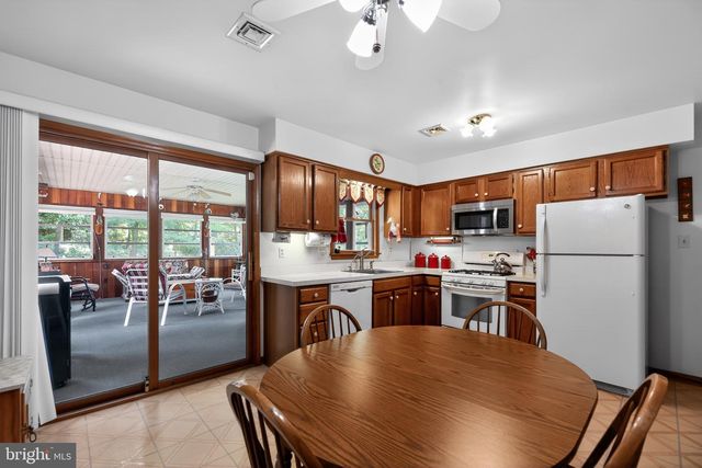 6 FERRO, Sewell, NJ 08080