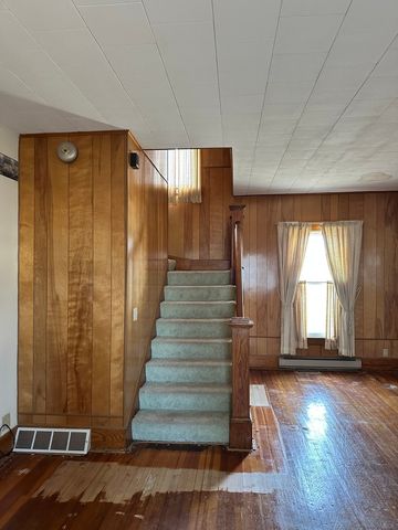 503 E Main Street, Morrison, IL 61270