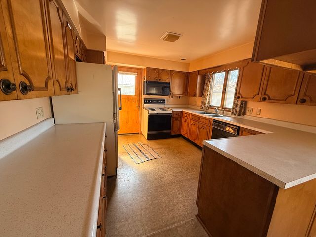 503 E Main Street, Morrison, IL 61270