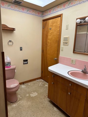 503 E Main Street, Morrison, IL 61270