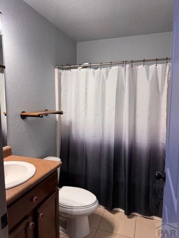 5912 Polly Ct, Pueblo, CO 81008