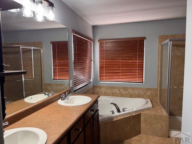 5912 Polly Ct, Pueblo, CO 81008