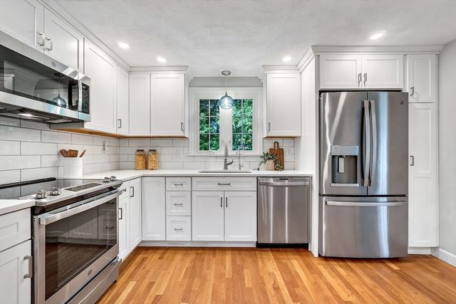 1 Ruben Duren Way, Bedford, MA 01730