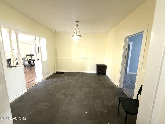 604 Church Ave, Rocky Top, TN 37769