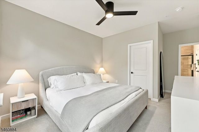 60 Sternadori Rd, Somerville Boro, NJ 08876