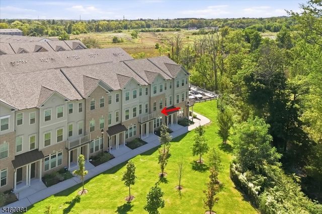 60 Sternadori Rd, Somerville Boro, NJ 08876