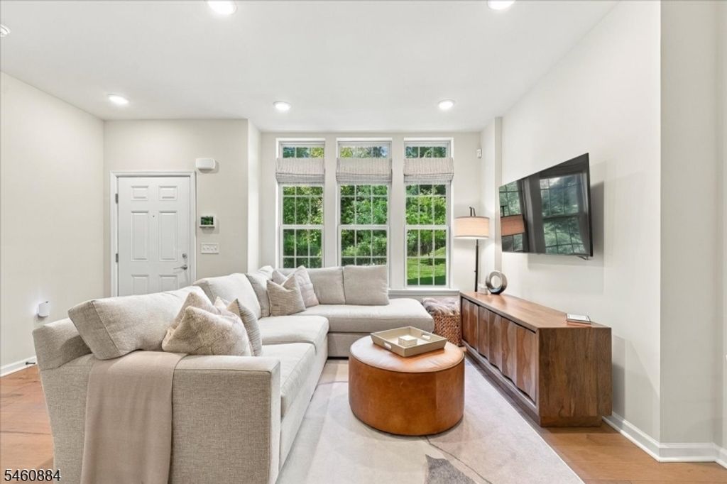 60 Sternadori Rd, Somerville Boro, NJ 08876 — photo 5