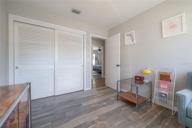 2523 LAKE ELLEN CIRCLE, Tampa, FL 33618