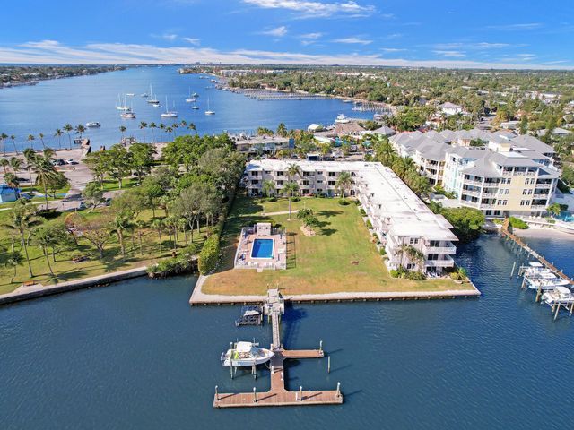 311 E Ocean Avenue 205, Lantana, FL 33462