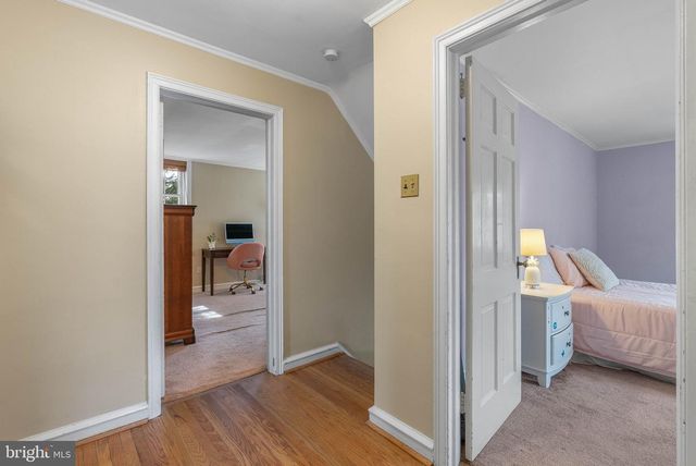 7054 SHERWOOD RD, Philadelphia, PA 19151